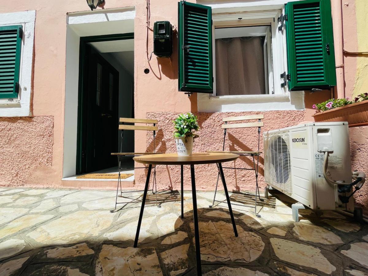 M&C Studio Mantouki Corfu  ภายนอก รูปภาพ